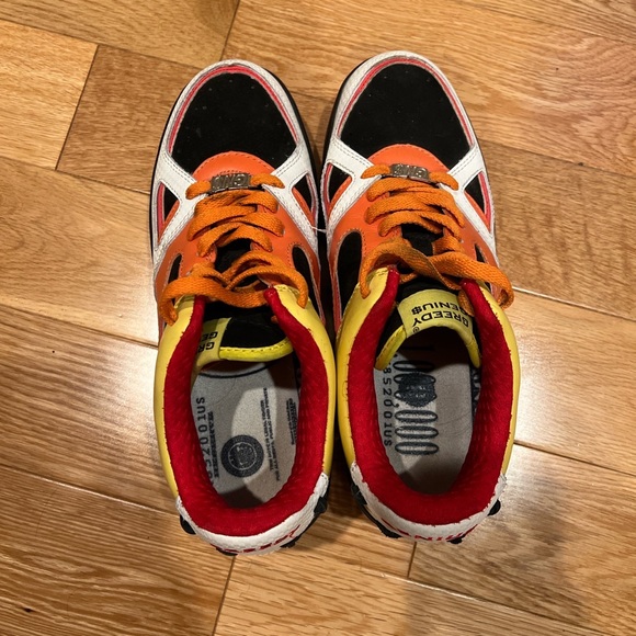 Rare GREEDY GENIUS sneaker - Picture 5 of 5
